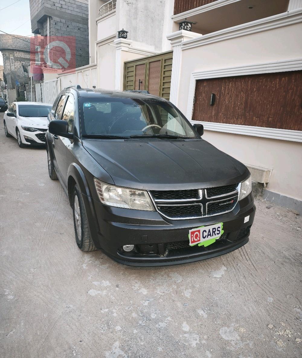 دودج جورني